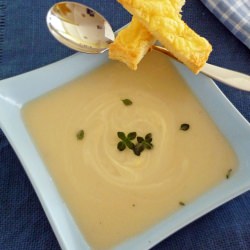 Cauliflower Soup with Cheese Sticks