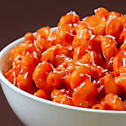 Pasta with Roasted Red Pepper Sauce