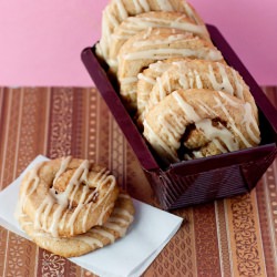 Cinnarookies – Cinnamon Roll Cookies