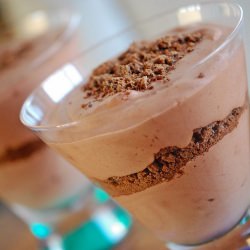 Chocolate Mousse with Thin Mints