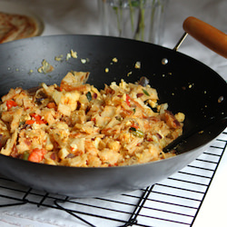 Kothuroti (Roti, Vegetable and Meat)