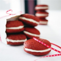Red Velvet Whoopie Pies