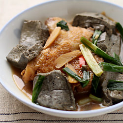 Braised Chicken with Tofu