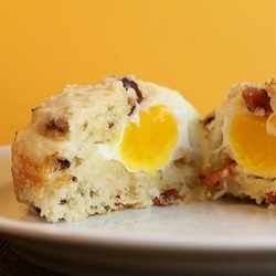 Bacon and Egg Muffins