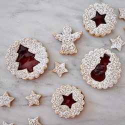Pecan Linzer Cookies