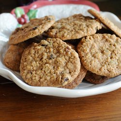 Oatmeal Raisin Cookies