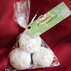 Pistachio Sandies