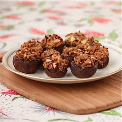 Vegan Stuffed Mushrooms