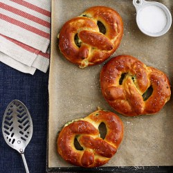 Spinach Feta Stuffed Soft Pretzels