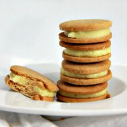 Spiced Cardamon Sandwich Cookies