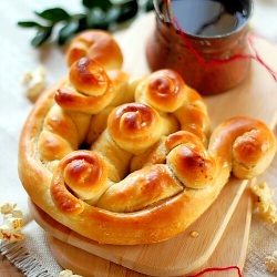 Carol Buns
