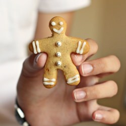 Eggless Gingerbread Men