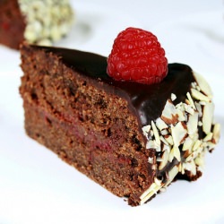 Chocolate-Raspberry Torte