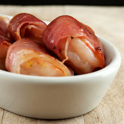 Prosciutto Wrapped Garlic Shrimp