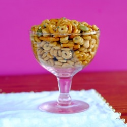 Caramel Snack Mix