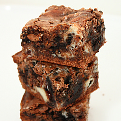Oreo Cheesecake Bars