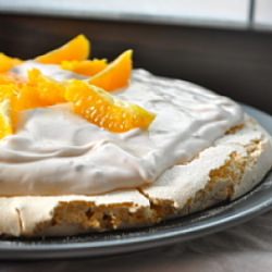Luscious & Refreshing Pavlova