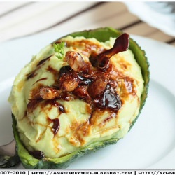 AvocadoPotatoesw/ CaramelizedGarlic