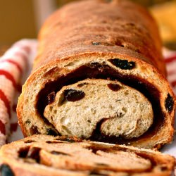 Cinnamon Raisin Swirl Bread