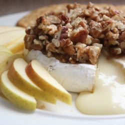 Honey Pecan Baked Brie