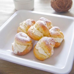 Cream Puffs w/ Chantilly Cream