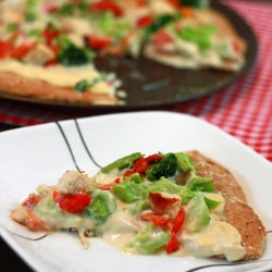 Alfredo & Red Pepper Pizza