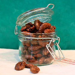 Sweet and Spicy Mixed Nuts