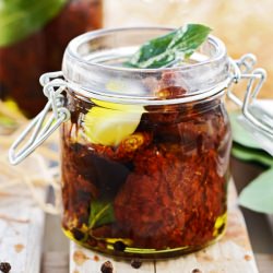 Sun-Dried Tomatoes in Oil