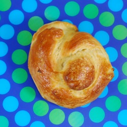 60-Minute Onion Rolls