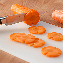 Carrots in Flower Shapes