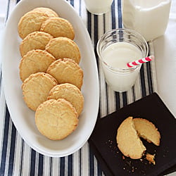 Nutmeg Sugar Cookies