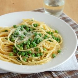 Linguine with Peas and Lemon