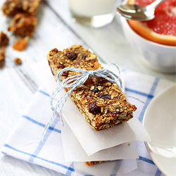 Molasses Ginger Granola Bars