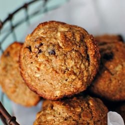 Applesauce Oatmeal Muffins