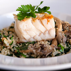 Quinoa with Mushrooms and Kale