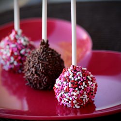 Cake Pops For Valentine’s Day