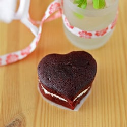 Mini Red Velvet