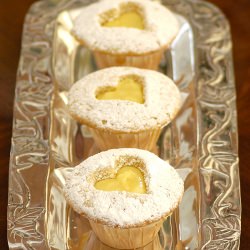 Linzer Cupcakes