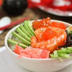 Sashimi Rose Rice Bowl