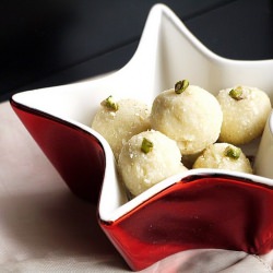 Til Ke Laddoo