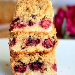 Blackberry Crumb Bar