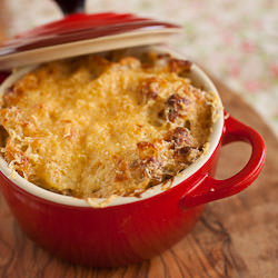 Macaroni Gratin with Walnuts