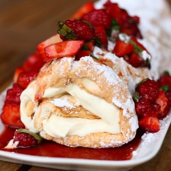 Pavlova Roll with Berry Basil Salad