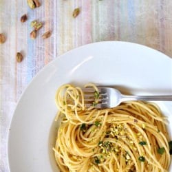 Pistachios and Anchovies Spaghetti