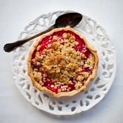 Mini Rhubarb Crumble Tarts!