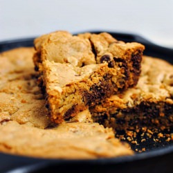 Skillet Baked Cookie