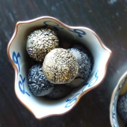 Sesame Gold Nuggets