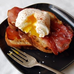 Prosciutto and Egg on Toast