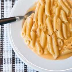 Macaroni (1870)
