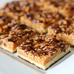 Caramel de Lite Cookie Bars